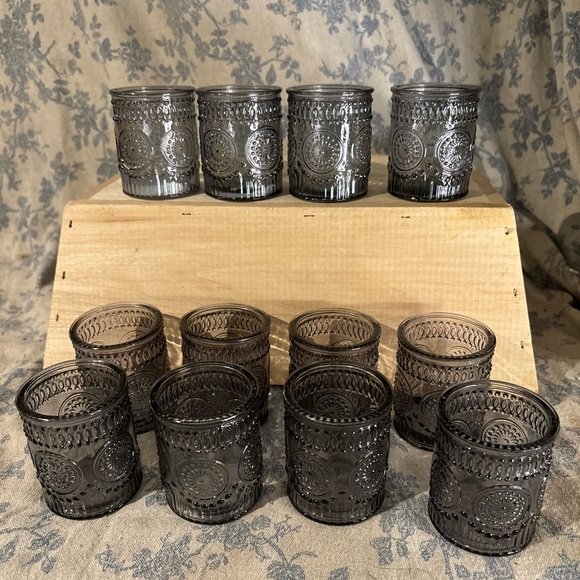 Set of 14 Embossed Gray Glass Candle Votives by Darjen with Box - Picture 4 of 6